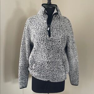 PINK Victoria's Secret Black and White Sherpa Jacket